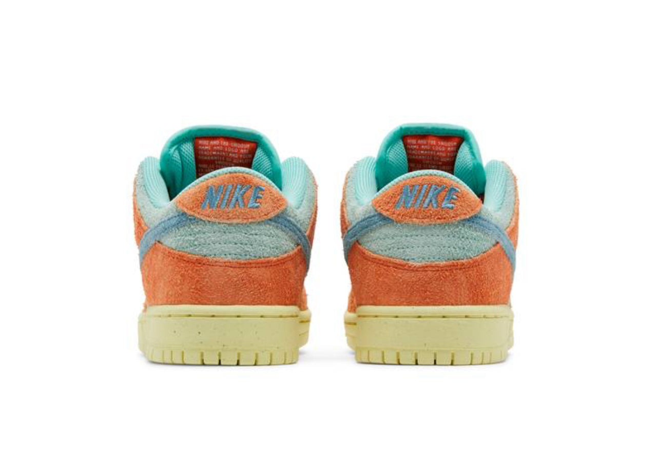 SB Dunk Low Orange Emerald Rise