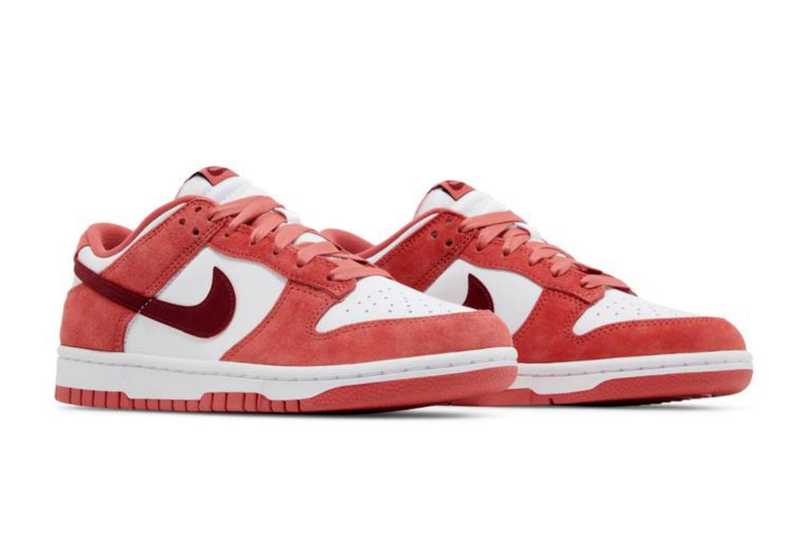 Dunk Low Valentine’s Day 2024