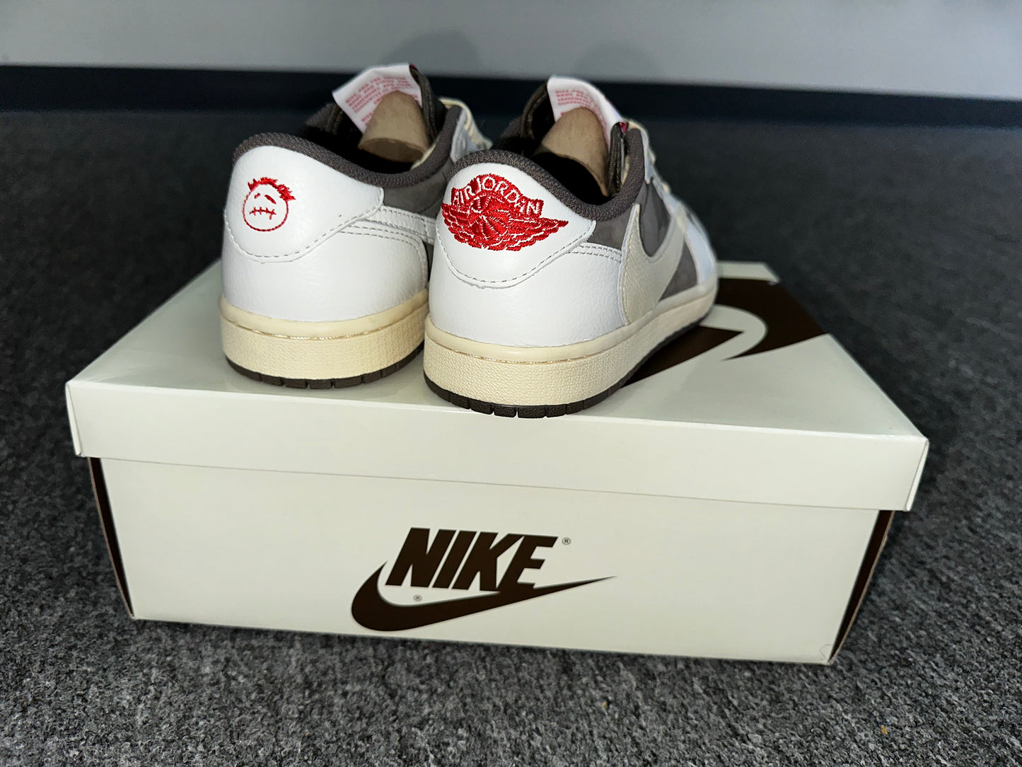 Jordan 1 Low x Travis Scott Reverse Mocha