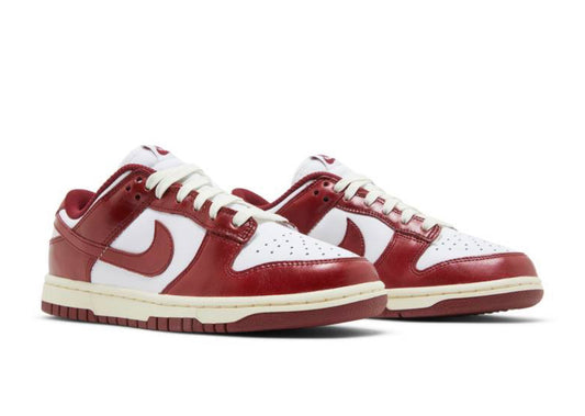 Dunk Low Vintage Team Red