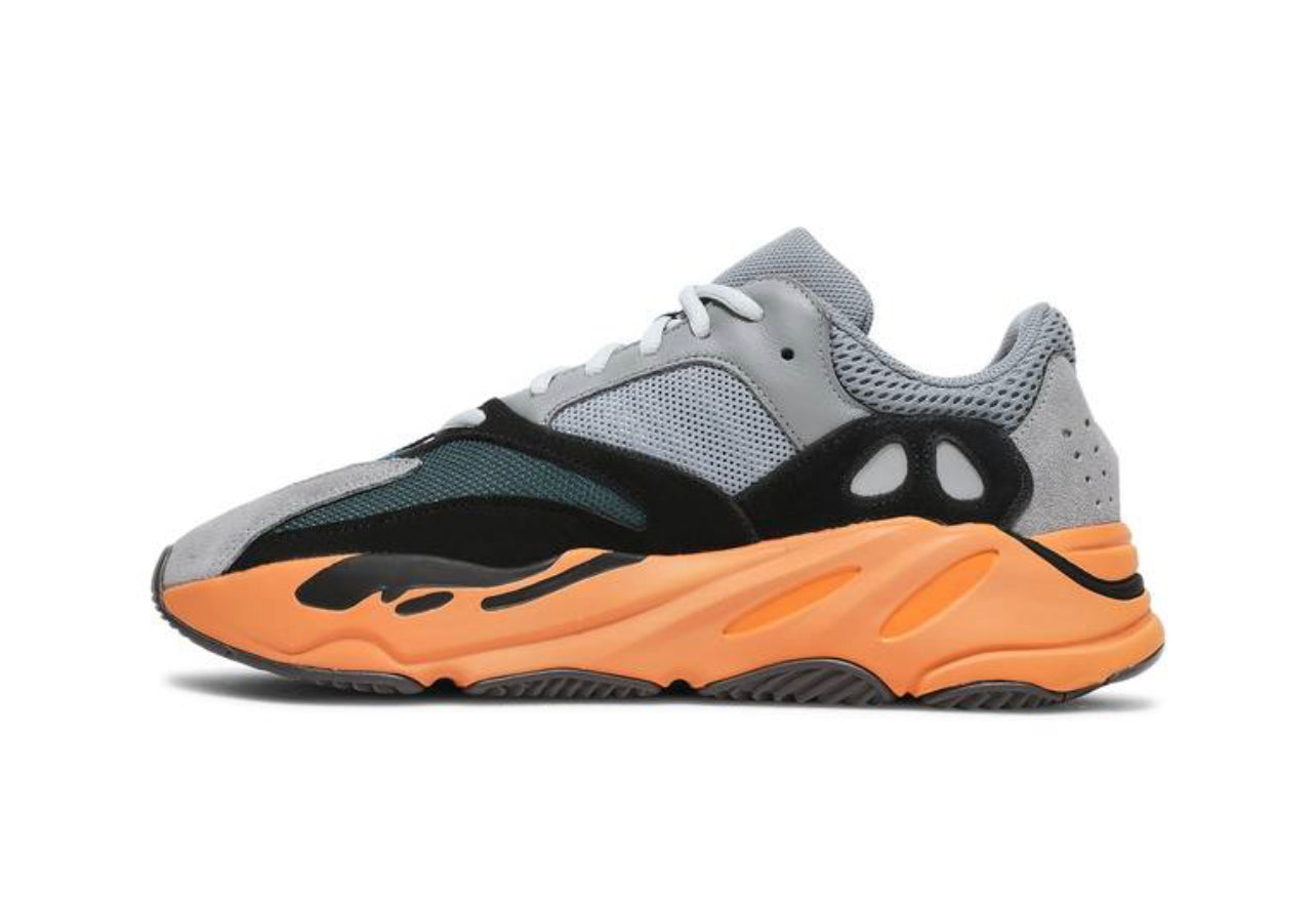 Yeezy 700 Lavado Naranja